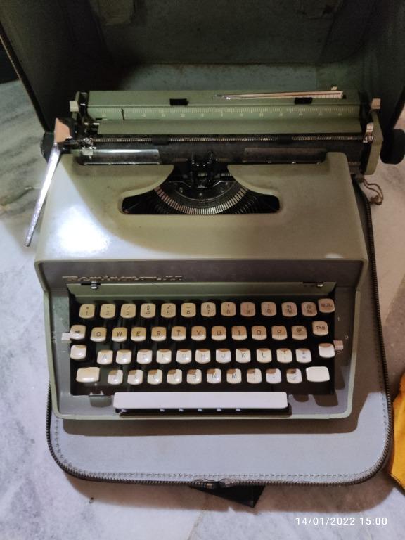 1 Unit 1960s Remington 11 Rand Typewriter with Case to let Go ...