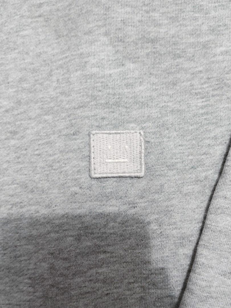 Acne Studios Ferris Face Sweatshirt (Category: Coats, Jackets and Outerwear) located in Pasig City. Submitted by crazyrich.mnl (Listing ID 1150541805, Image 3). Description: Width-22 Length-26 Pm for more info ;).