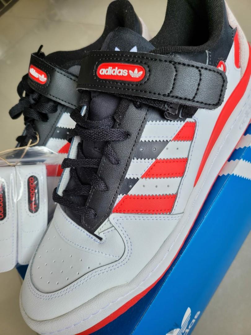 Adidas Forum Low Premium, Fesyen Pria, Sepatu , Sneakers di Carousell