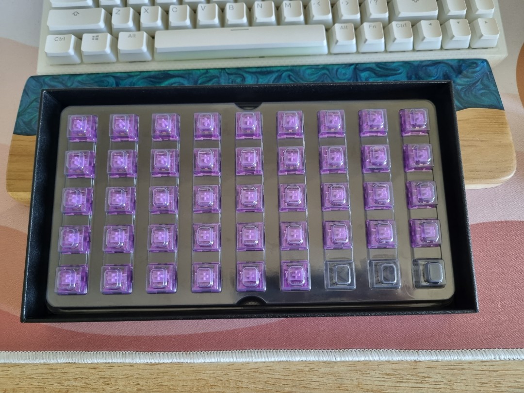 Akko Lavender Purple Lubed Switches 42 pcs on Carousell