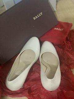 Original Bally High Heeled Shoes - off white