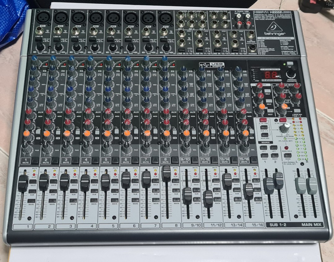 BEHRINGER Xenyx X2222USB Mixer with USB and Effects, Hobbies & Toys