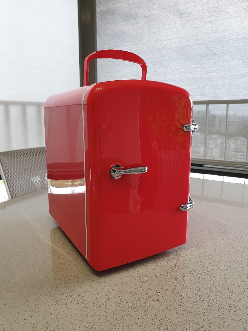 Brand New Mini Fridge, TV & Home Appliances, Kitchen Appliances