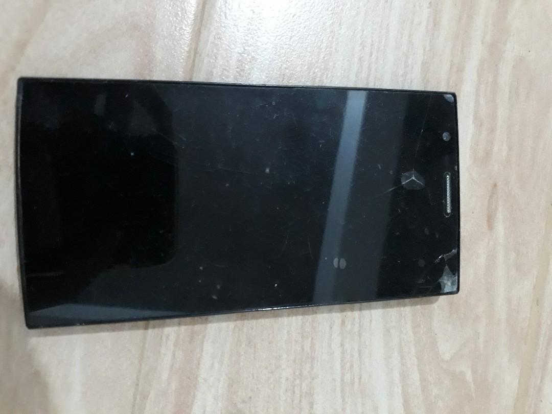 Broken cherry mobile omega (Category: Android Others) located in Naga. Submitted by daphne.ph (Listing ID 1150527876, Image 1). Description: have problem with power button i think the parts can be reused there is just small scratch.
