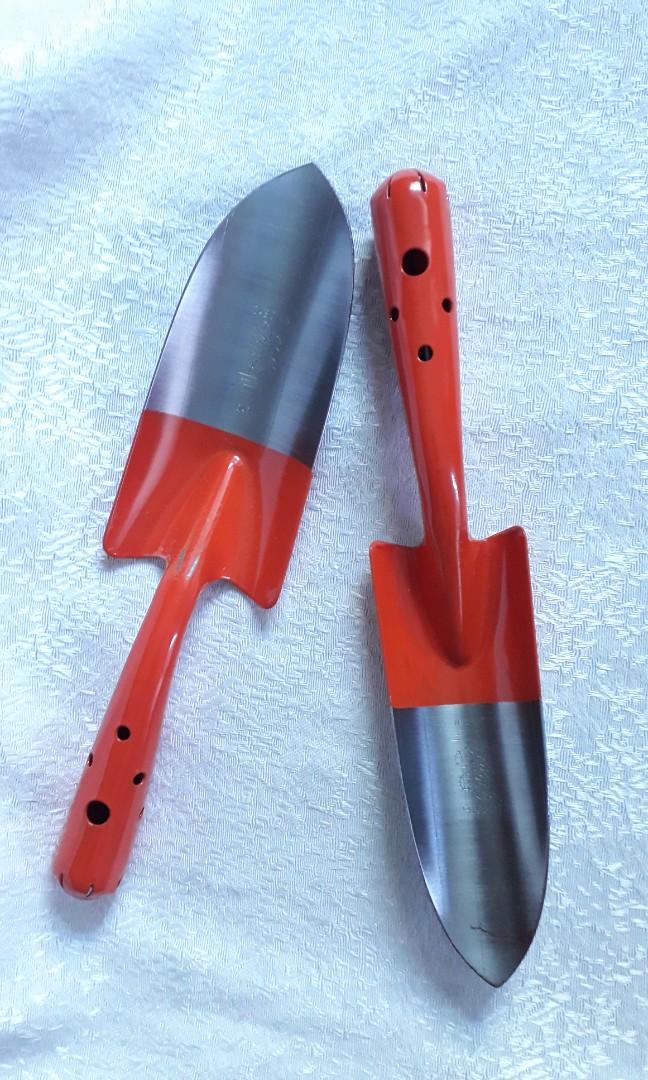 Bundle Saboten Garden Tools - 2 Spades (Category: Gardening Tools & Ornaments) located in Quezon City. Submitted by jojoleen28 (Listing ID 1150478126, Image 1). Description: Saboten is a known Japanese company specializing in garden tools. This set is new, scratch marks on paint and metal is wear from storage..
