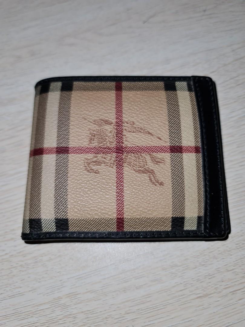 Burberry Trifold wallet Men s Fashion Watches Accessories Wallets Card Holders on Carousell