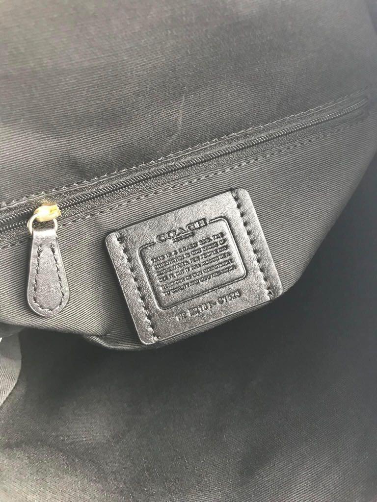 Coach Pennie Shoulder Bag in Signature Canvas, Women's Fashion, Bags