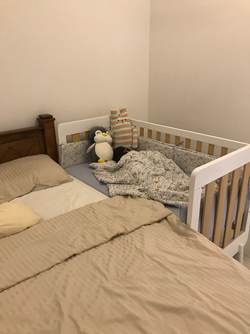 Comfy baby cot hot sale