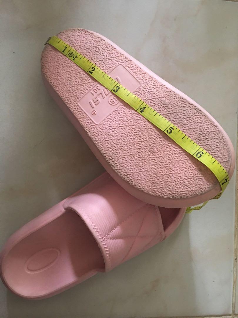 Coolsi slippers size 35 Women s Fashion Footwear Slippers and