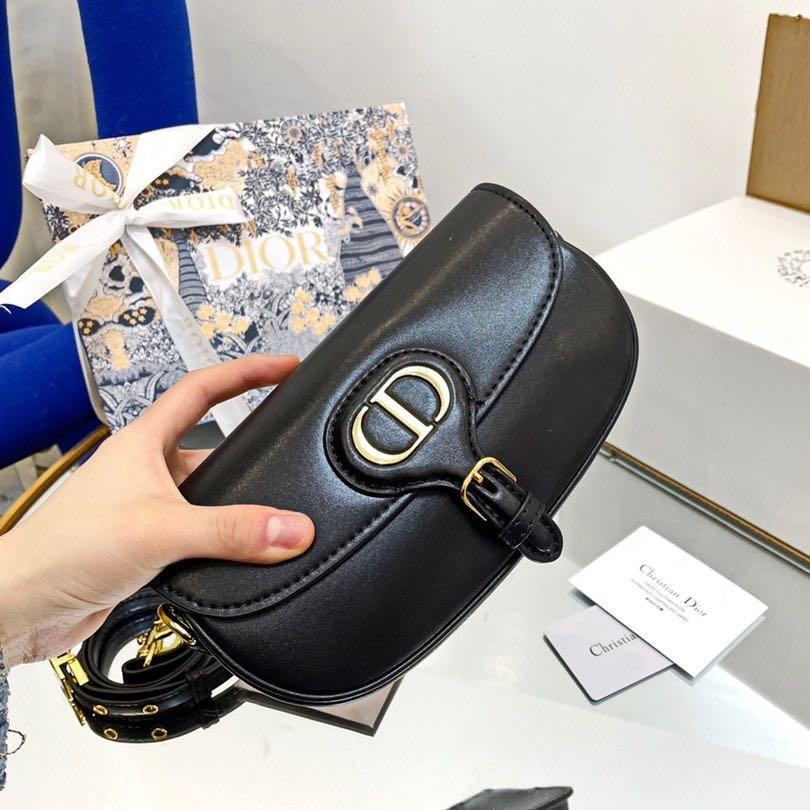 Dior bobby shoulder bag preorder (Category: Luxury Bags & Wallets) located in Mandaluyong City. Submitted by japanandsingaporeluxepreloved (Listing ID 1150474738, Image 2). Description: .