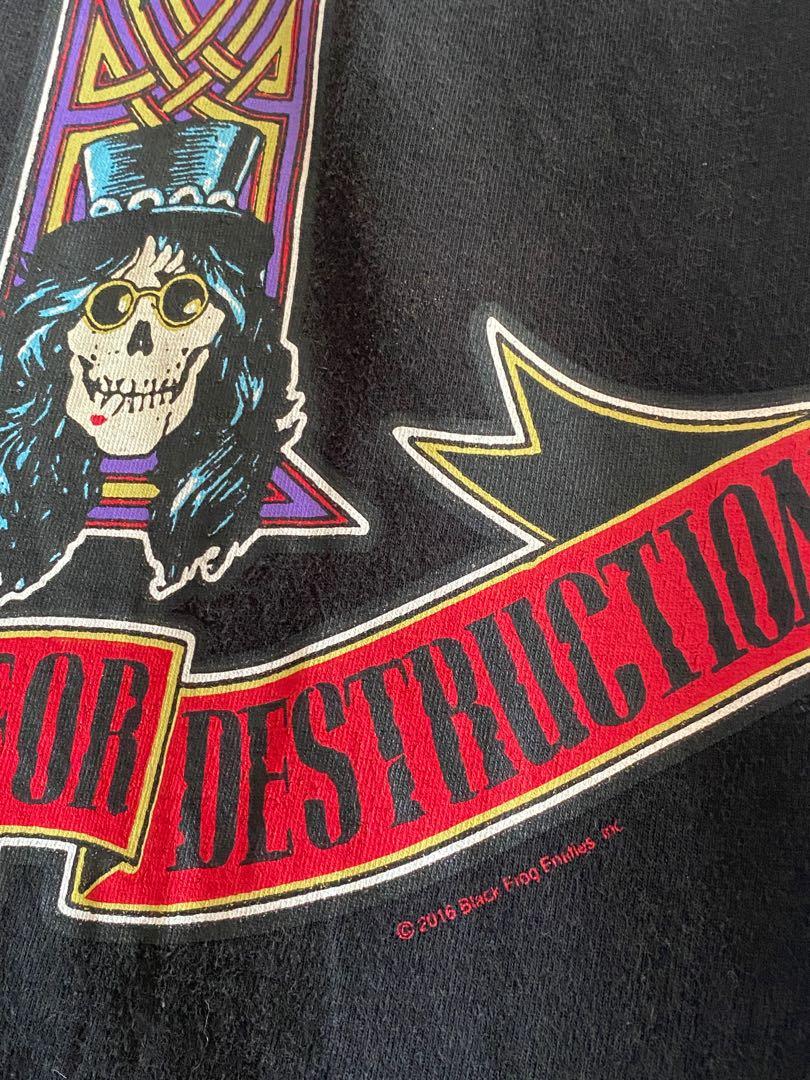Fear of God (Category: Tshirts & Polo Shirts ) located in Panabo. Submitted by Phbebop (Listing ID 1150506095, Image 3). Description: FOG Guns N’ Roses an appetite for destruction Size: Medium on tag fits large and xl Dimensions: W: 24” L: 30” Condition: 10/10.