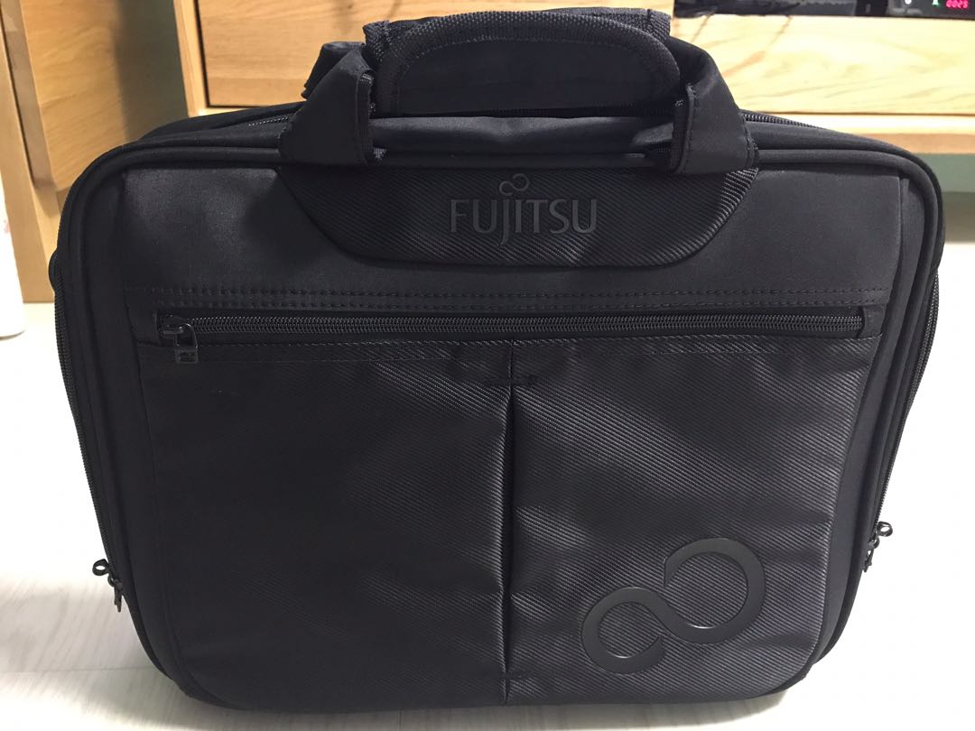 Fujitsu laptop bag, Computers & Tech, Parts & Accessories, Laptop Bags