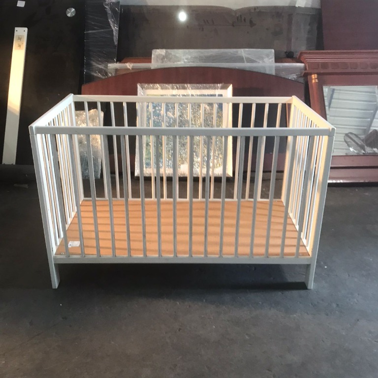 IKEA GULLIVER Baby Cot White Colour / IKEA GULLIVER Katil Bayi Warna