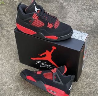 (Category: ) located in . Submitted by sneaker_collection (Listing ID 1150581230, Image 1). Description: .