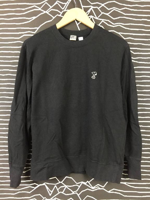 Uniqlo kaws x peanuts hot sale sweatshirt