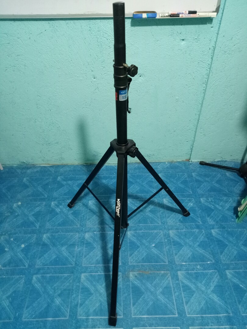 KONZERT SPEAKER STAND, Hobbies \u0026 Toys 