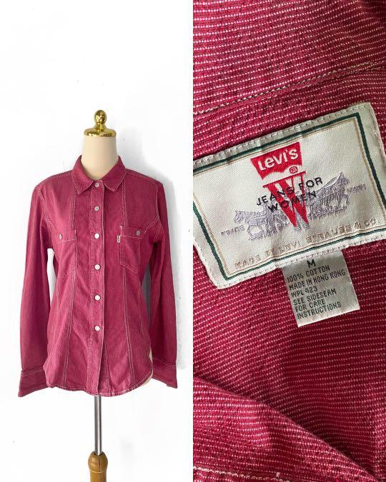 💯LEVIS - Stitched Red Top - Outer 