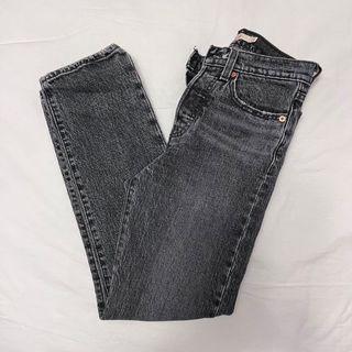 Levi’s Wedgie Straight Jeans