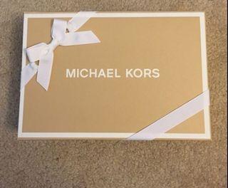 michael kors handbag gift box