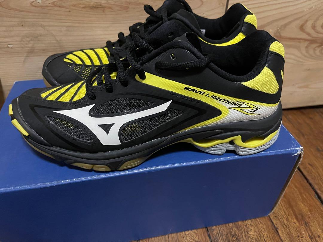 Mizuno rubber shoes discount