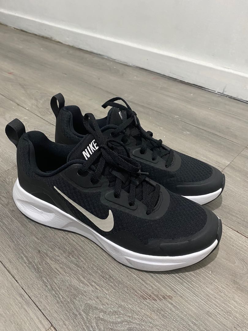 Nike Shoes Original Men s Fashion Footwear Sneakers on Carousell