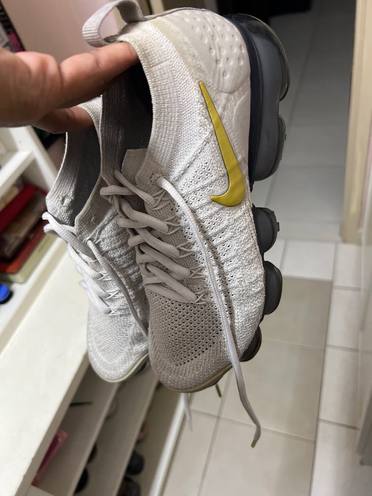 Nike vapormax us 9.5 on Carousell