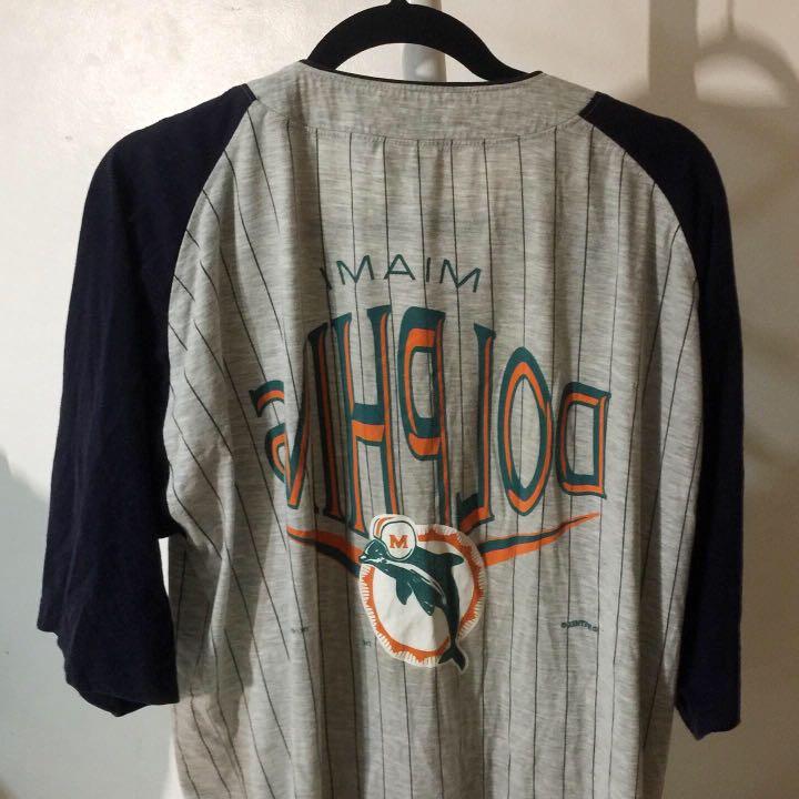 Nutmeg mills 1995 X NFL jersey (Category: Coats, Jackets and Outerwear) located in Iloilo. Submitted by B0RDERLINE_STUDIO (Listing ID 1150439847, Image 2). Description: Sf 85 Real vintage from nutmeg mills 1995 and rare Size L Oversized .