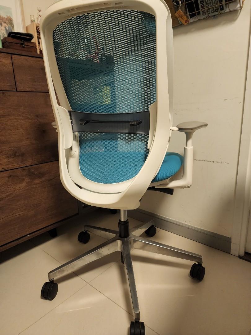 放OKAMURA（Sylphy） office chair (made in japan) 原價10000, 傢俬＆家居, 傢俬, 椅子