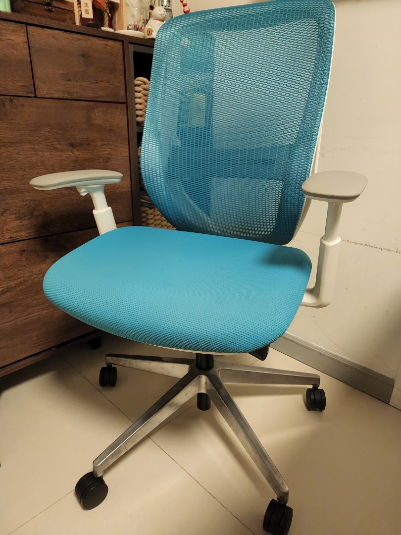 放OKAMURA（Sylphy） office chair (made in japan) 原價10000, 傢俬＆家居, 傢俬, 椅子