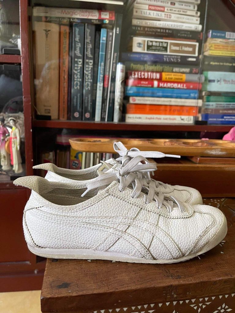 all white onitsuka
