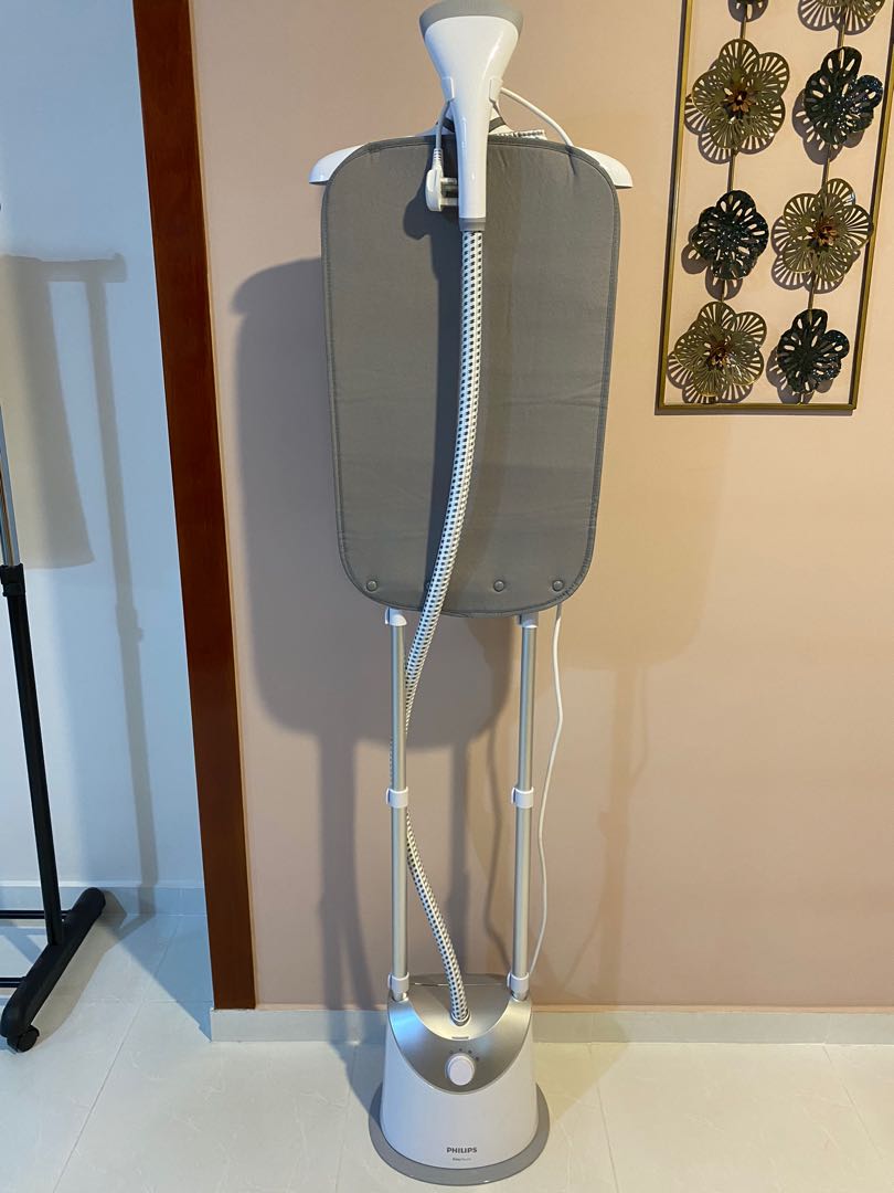 Philips Garment Steamer GC487, TV & Home Appliances, Irons & Steamers