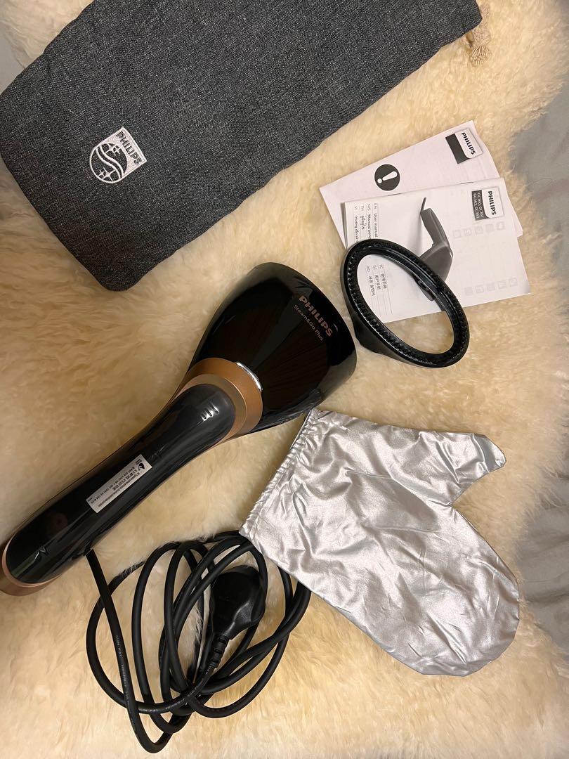 Philips GC362/86 SteamandGo Handheld garment steamer, 1300W, TV & Home