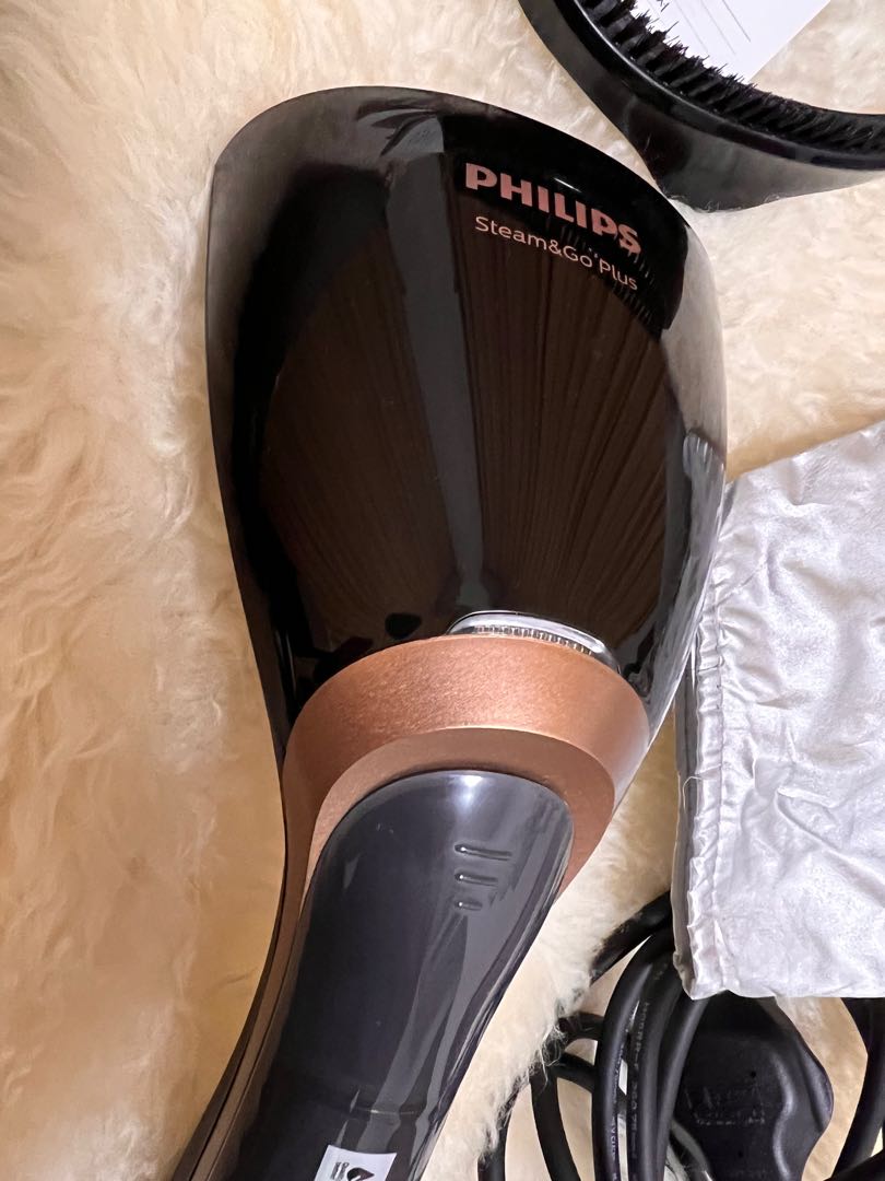 Philips GC362/86 SteamandGo Handheld garment steamer, 1300W, TV & Home