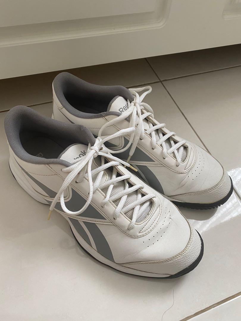 Sepatu tenis shop reebok court vision