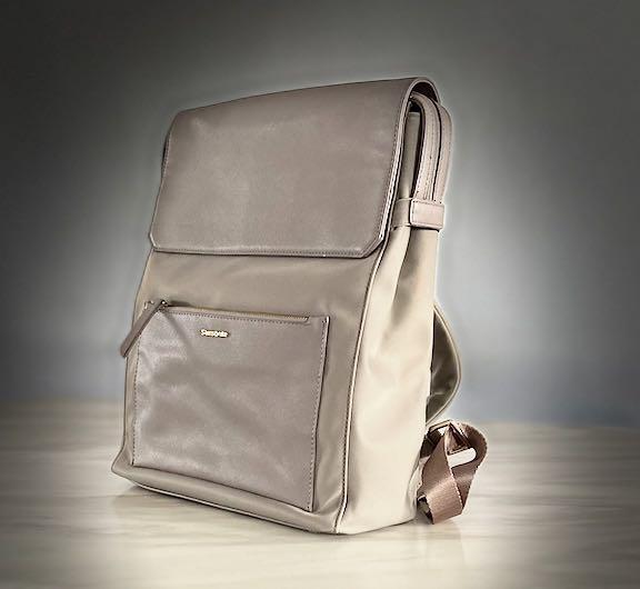 Samsonite bag with trolley sleeve store