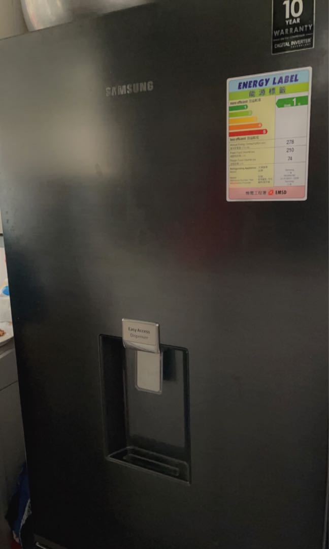Samsung fridge *HAVE WARRANTY+receipt* with water dispenser, 家庭電器, 廚房電器