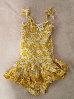 (Category: ) located in . Submitted by Clearmycloset2 (Listing ID 1150441912, Image 1). Description: .