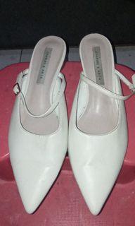 Sepatu Charles &Keith