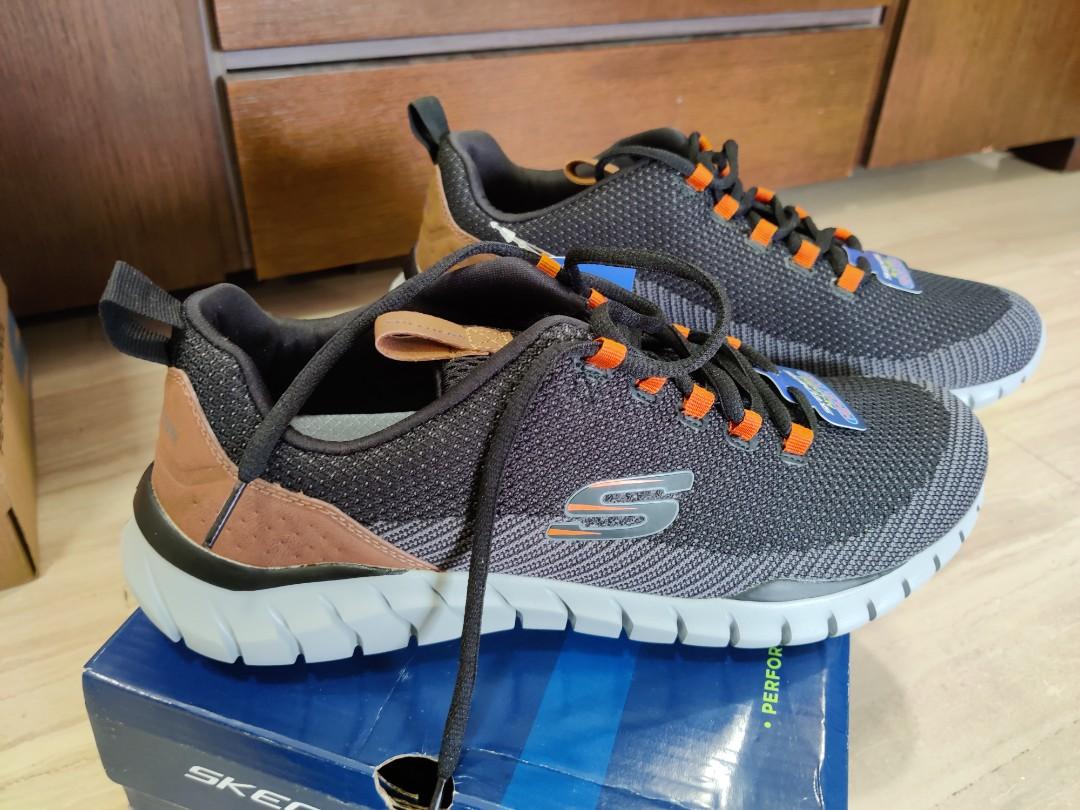 Mens sketchers size hotsell 11