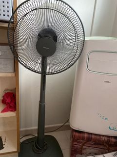 (Category: ) located in . Submitted by keong9608 (Listing ID 1150462357, Image 1). Description: .