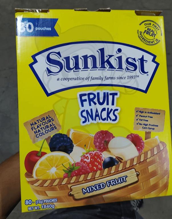 Sunkist Fruit Snacks Mixed Real Fruits Sweets Candy 80s, Food & Drinks