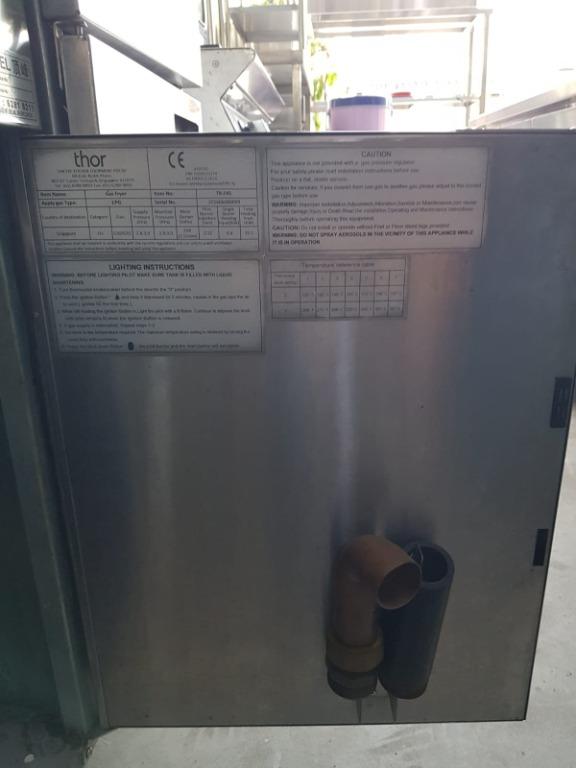 Thor Gas Deep Fryer, Furniture & Home Living, Kitchenware & Tableware, Other Kitchenware