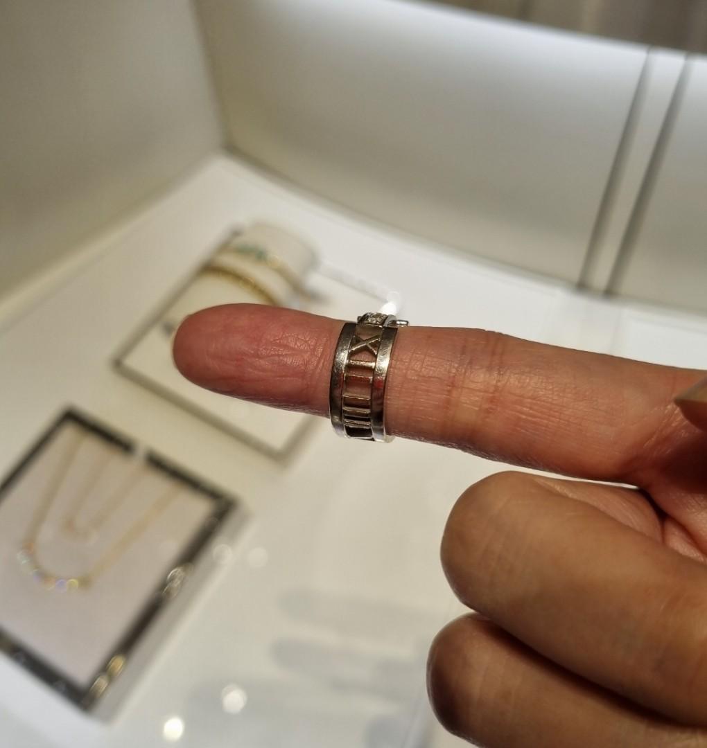 แหวน Tiffany & Co. Tiffany Harmony Solitaire ring with pave diamonds 0 –  vrtreasure