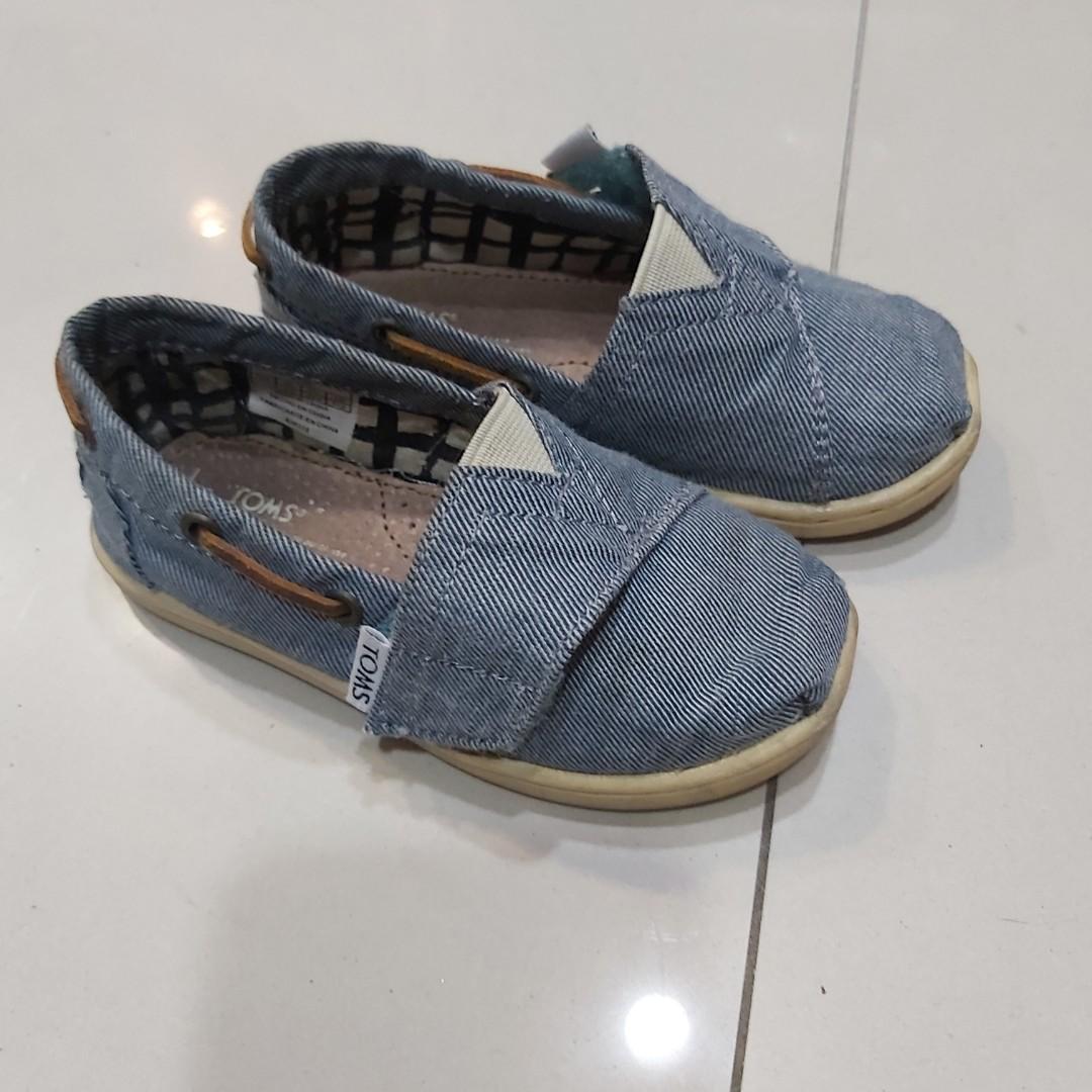 Toms size 14 sale