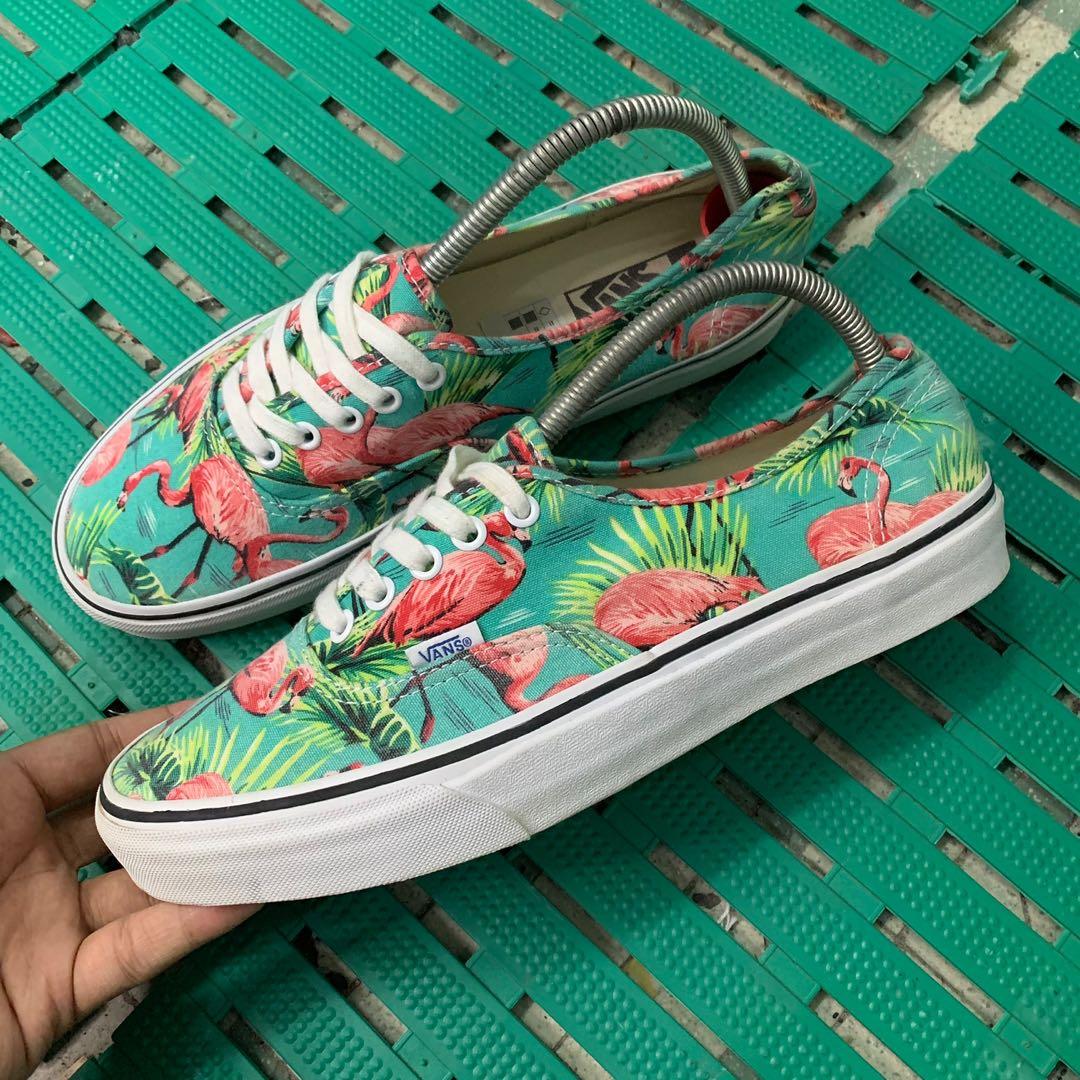 Flamingo vans old skool shop