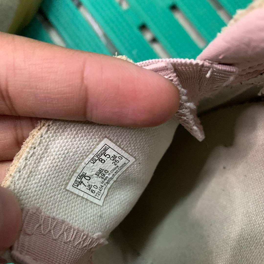 slip on vans with fuzzy inside