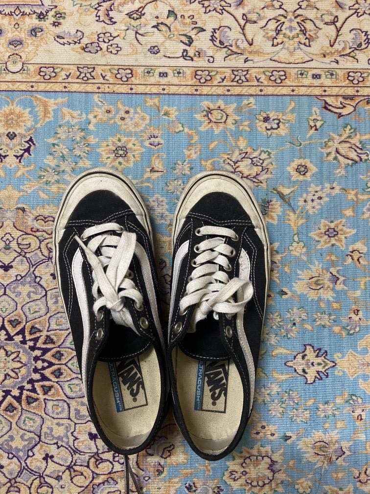 vans old skool half moon
