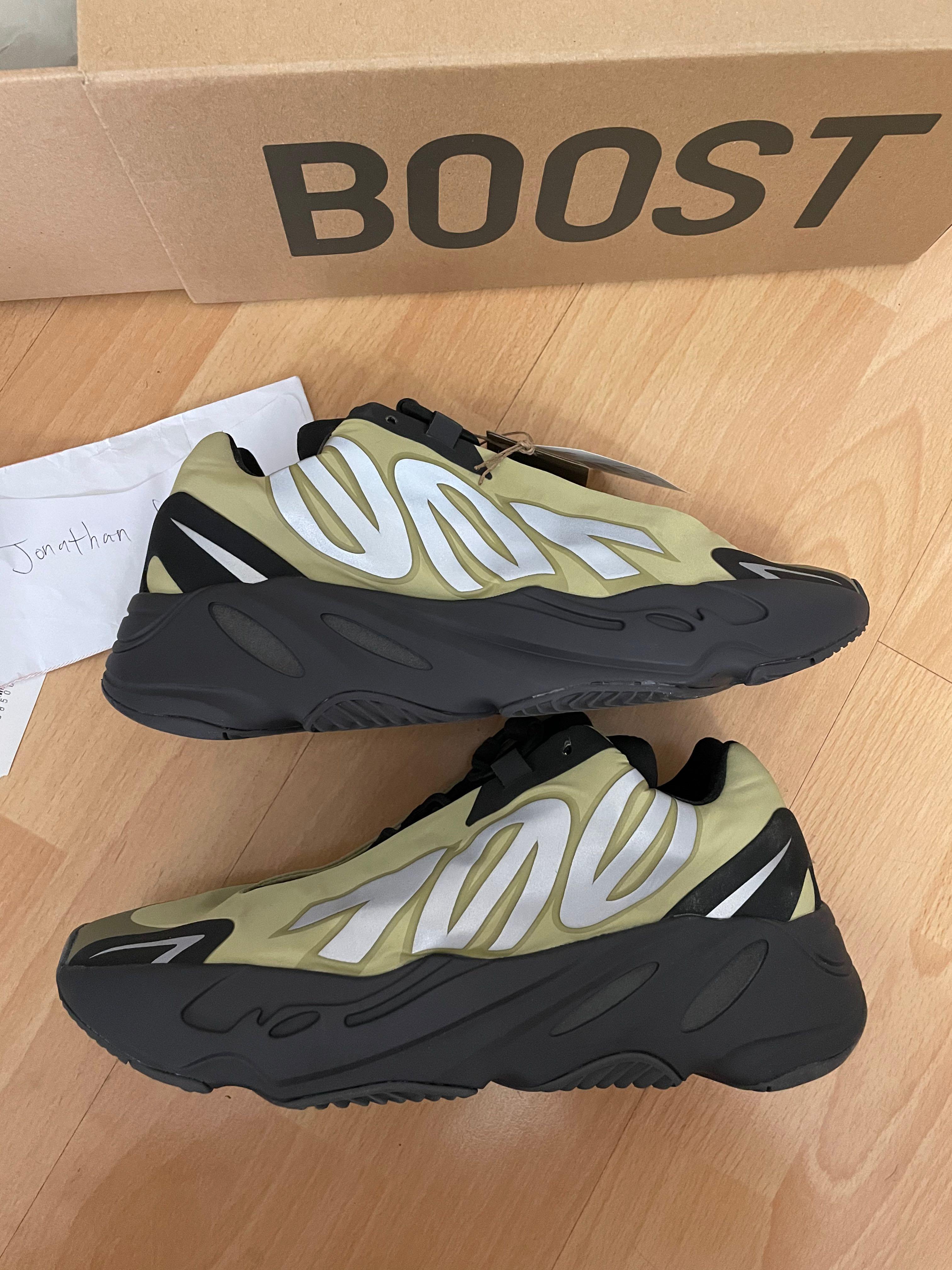 Fake yeezy 700 mnvn discount