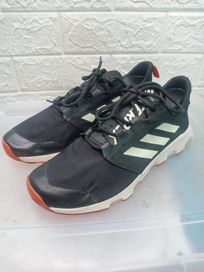 Terrex voyager dlx shoes hot sale