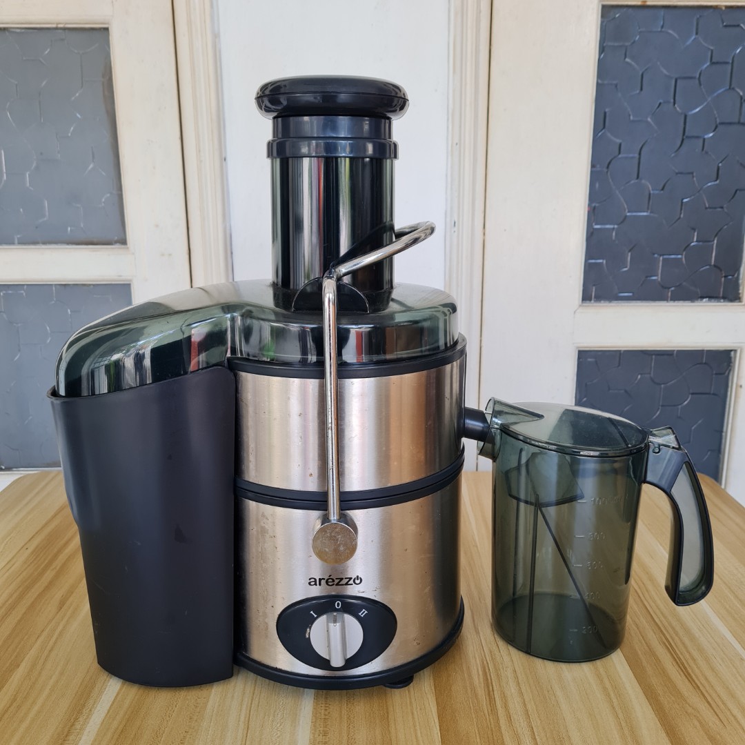 Arezzo Juice Extractor, TV & Home Appliances, Kitchen Appliances